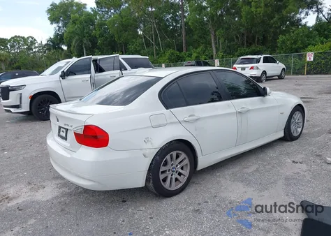 2007 BMW 328Xi from USA, damaged, VIN WBAVC93577KX60169